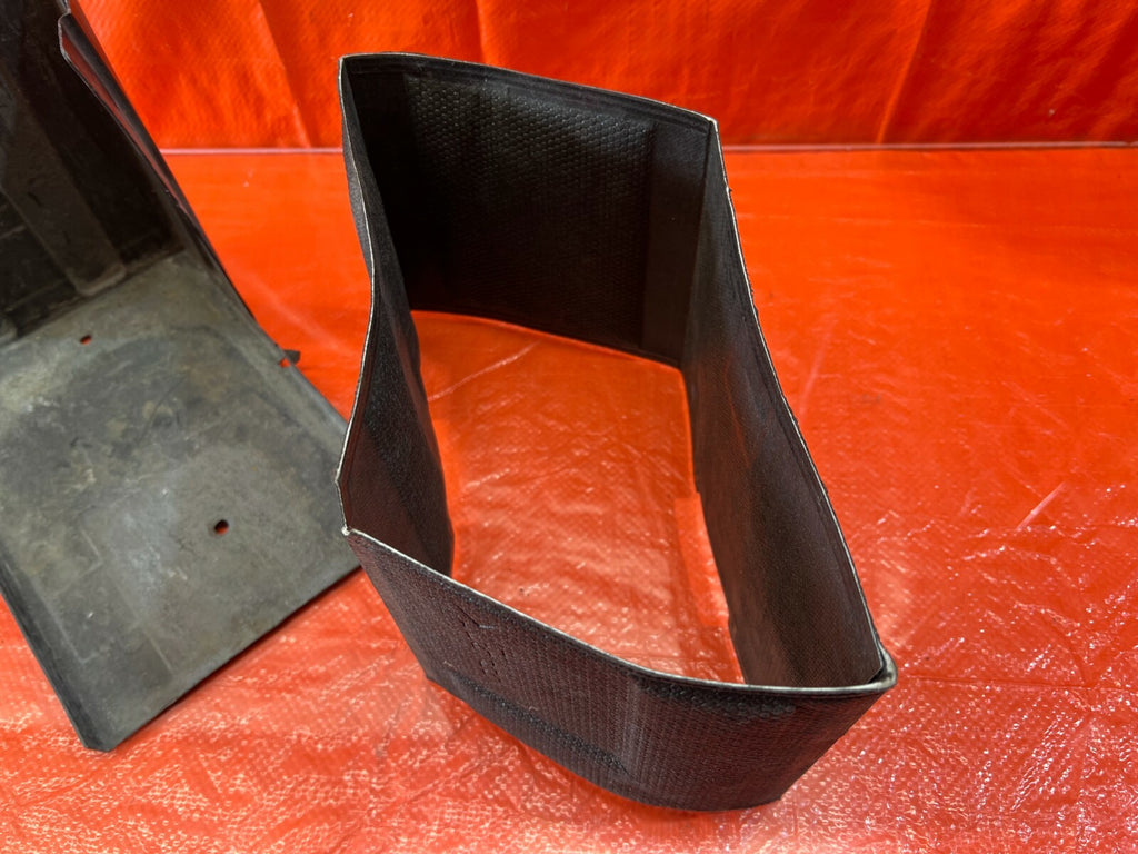04 06 ACURA TL   BATTERY TRAY BOX SHIELD PLASTIC TRIM   OEM FACTORY #1075