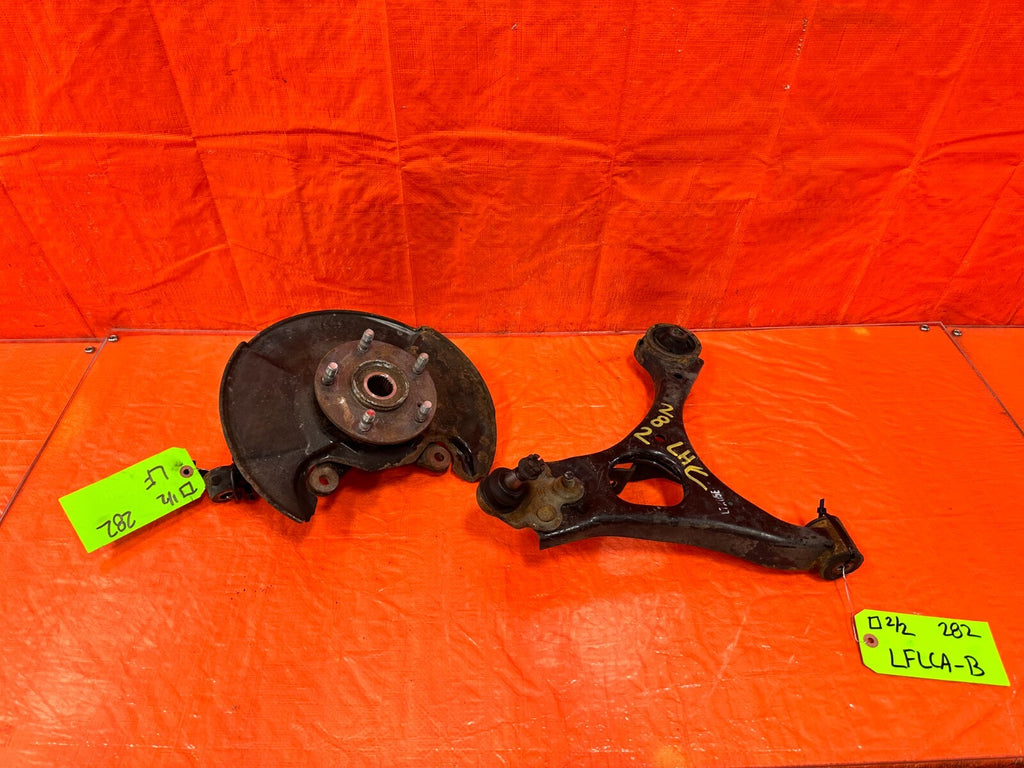 06 11 HONDA CIVIC SI   DRIVER LEFT FRONT SPINDLE KNUCKLE HUB 36MM   OEM OE #2820