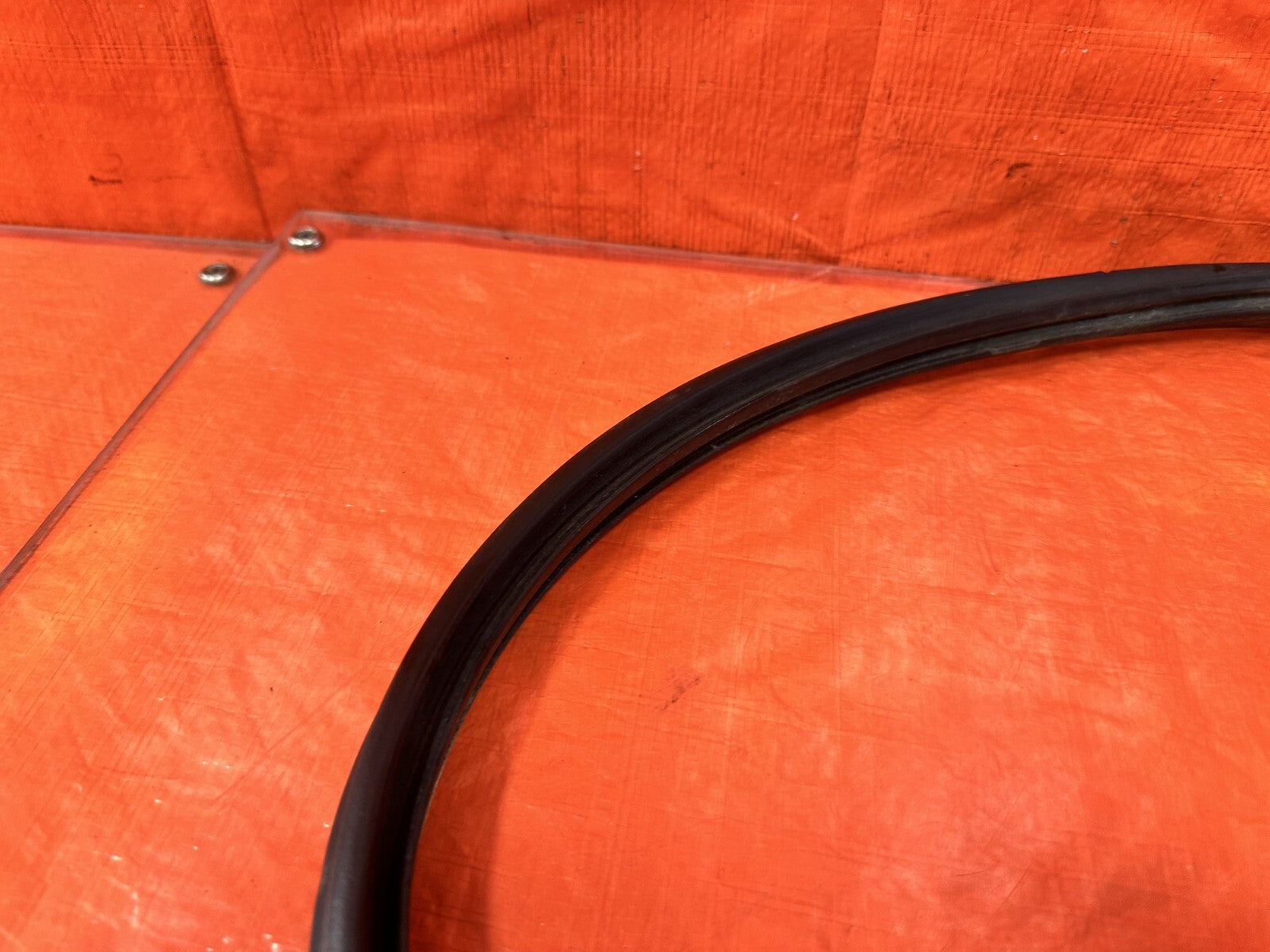 00 09 HONDA S2000 PASSENGER RIGHT DOOR WEATHER STRIP TRIM SEAL GASKET   OEM 2905