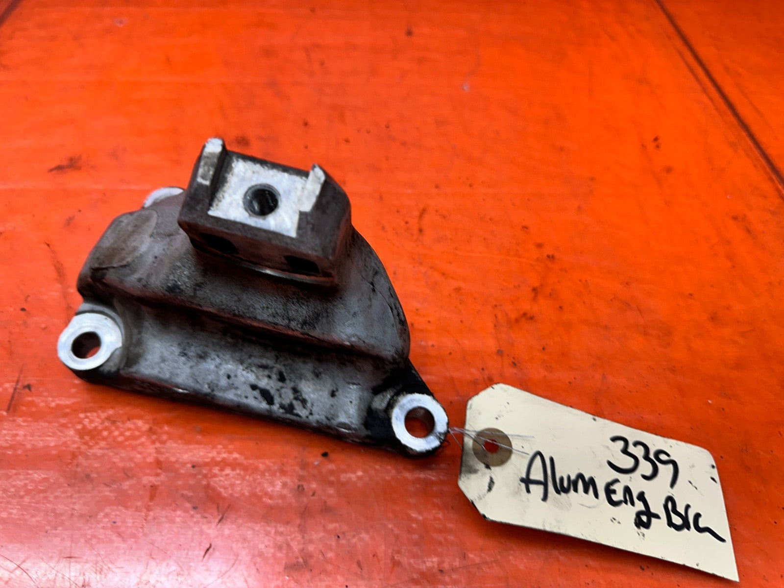 04-05 ACURA TSX 2.4L K24A2 ALUMINUM ENGINE MOTOR MOUNT BRACKET OEM #339-26