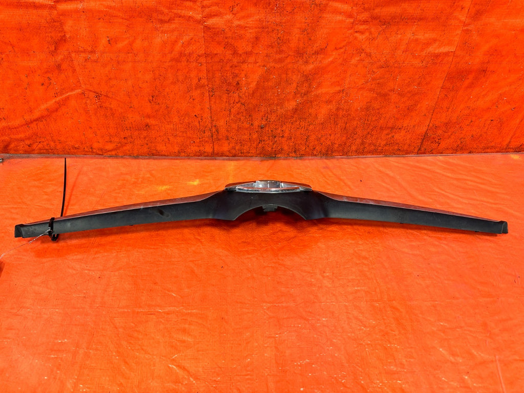 13 16 HYUNDAI GENESIS COUPE   FRONT GRILLE W/ TRIM   OEM #3257