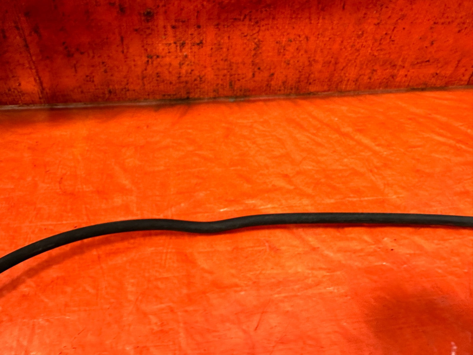 09 14 ACURA TSX   WINDSHIELD WIPER COWL TRIM PLASTIC BEZEL   OEM FACTORY #32113