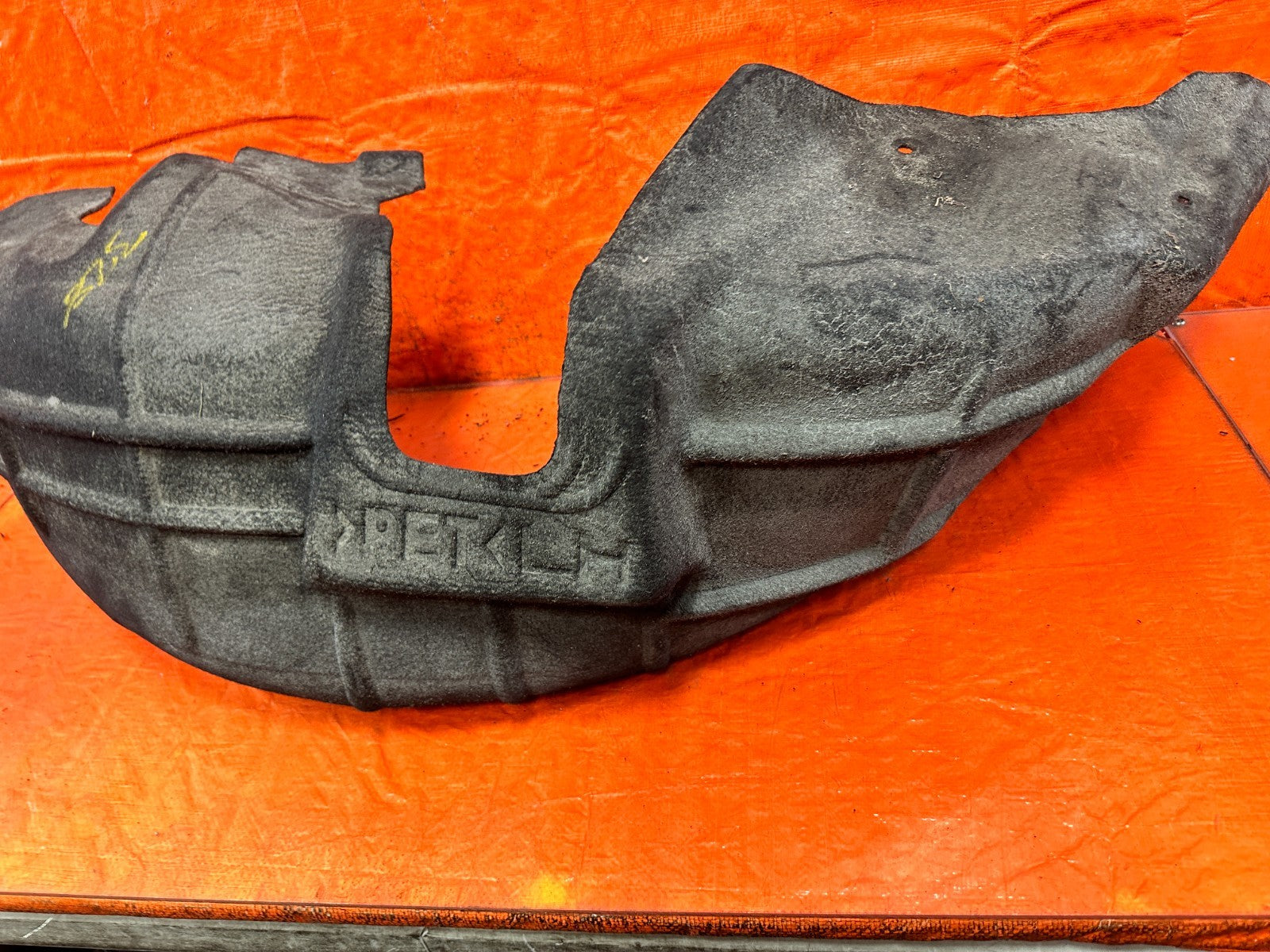 08 15 INFINITI G37 COUPE & CONVERTIBLE LEFT REAR FENDER LINER SPLASH SHIELD 32910
