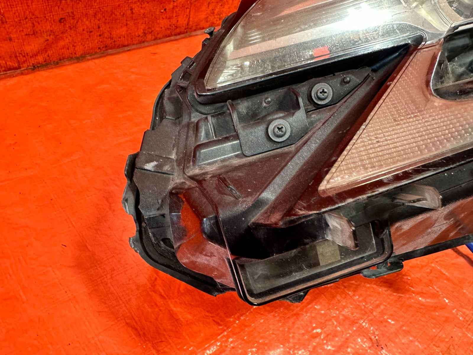 16 20 LEXUS GS350 GS 350   DRIVER LEFT HEADLIGHT HEADLAMP   FOR PARTS   AS IS11
