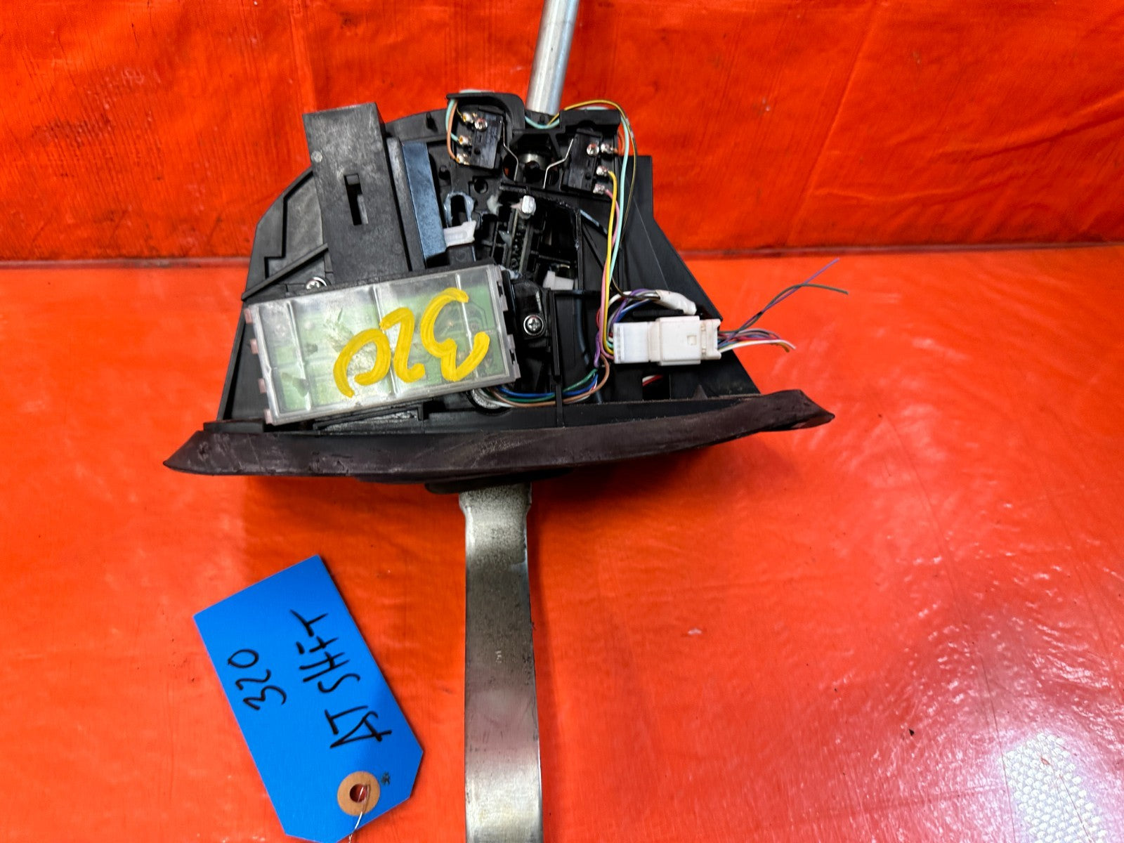08 15 INFINITI G37 & Q60   AUTOMATIC TRANSMISSION SHIFTER LEVER   OEM #3203