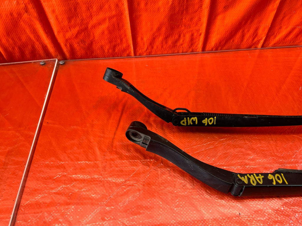 04 08 ACURA TL   WINDSHIELD WIPER ARMS   LEFT AND RIGHT ARM SET   OEM OE #1066