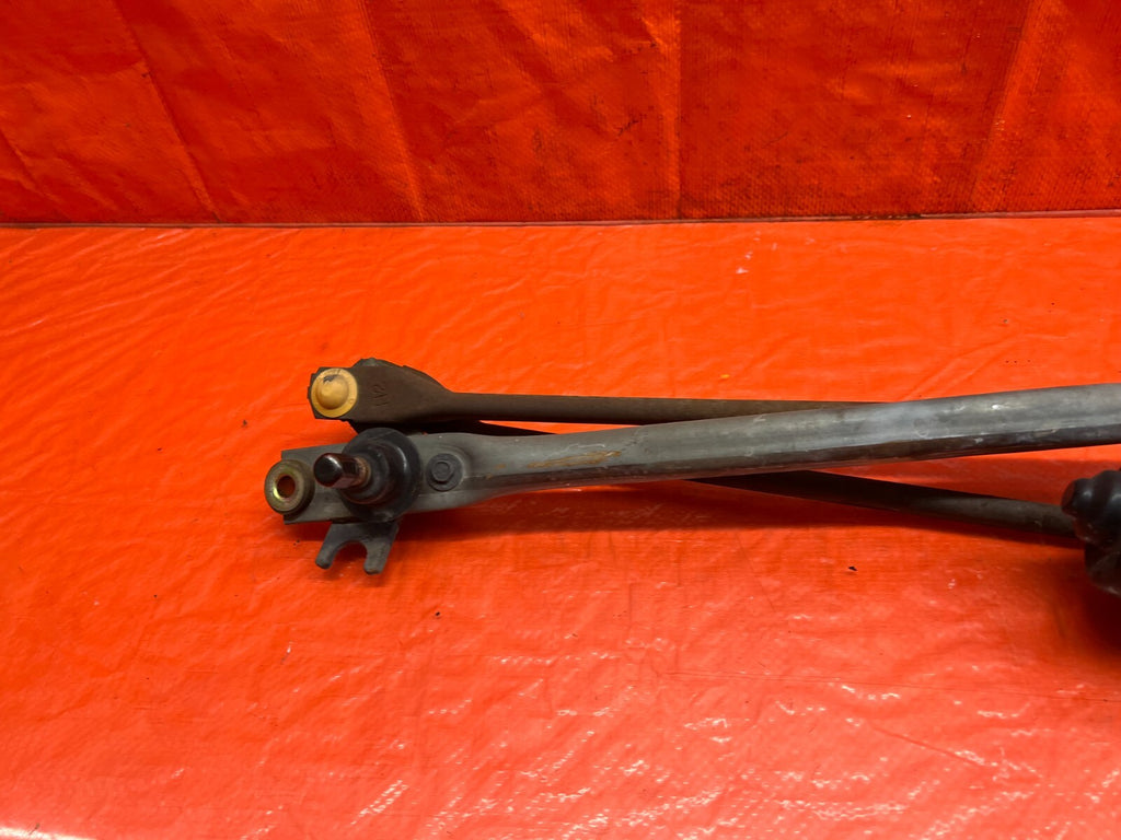 96 00 HONDA CIVIC   WINDSHIELD WIPER MOTOR AND WIPER LINKAGE COMBO   OEM #1736