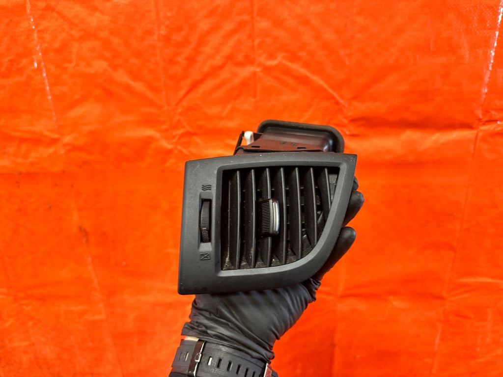 13 16 HYUNDAI GENESIS COUPE 3.8L   PASSENGER RIGHT OUTER AC VENT   OEM   #3262