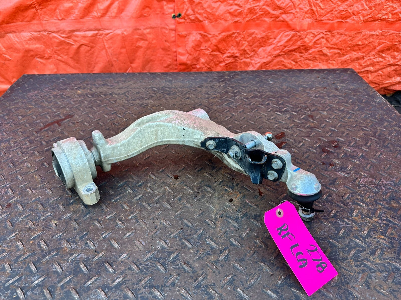 08 15 INFINITI G37 Q60   RWD ONLY   PASSENGER RIGHT FRONT LOWER CONTRO LARM 2781