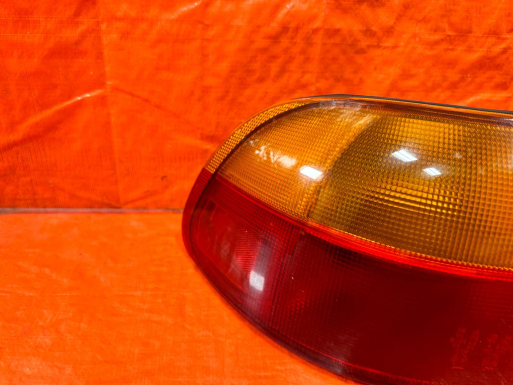 93 97 HONDA DEL SOL   FACTORY TAIL LIGHTS TAIL LAMPS LEFT & RIGHT   OEM #2948