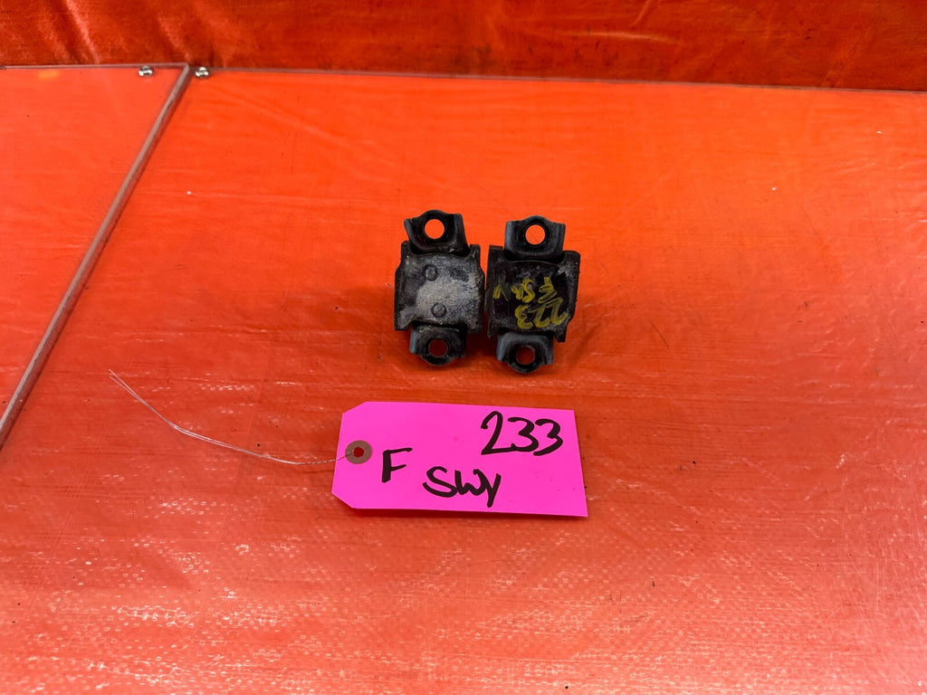 09 14 ACURA TSX   FRONT SWAY BAR MOUNTING BRACKET & BUSHING SET   OEM #2338