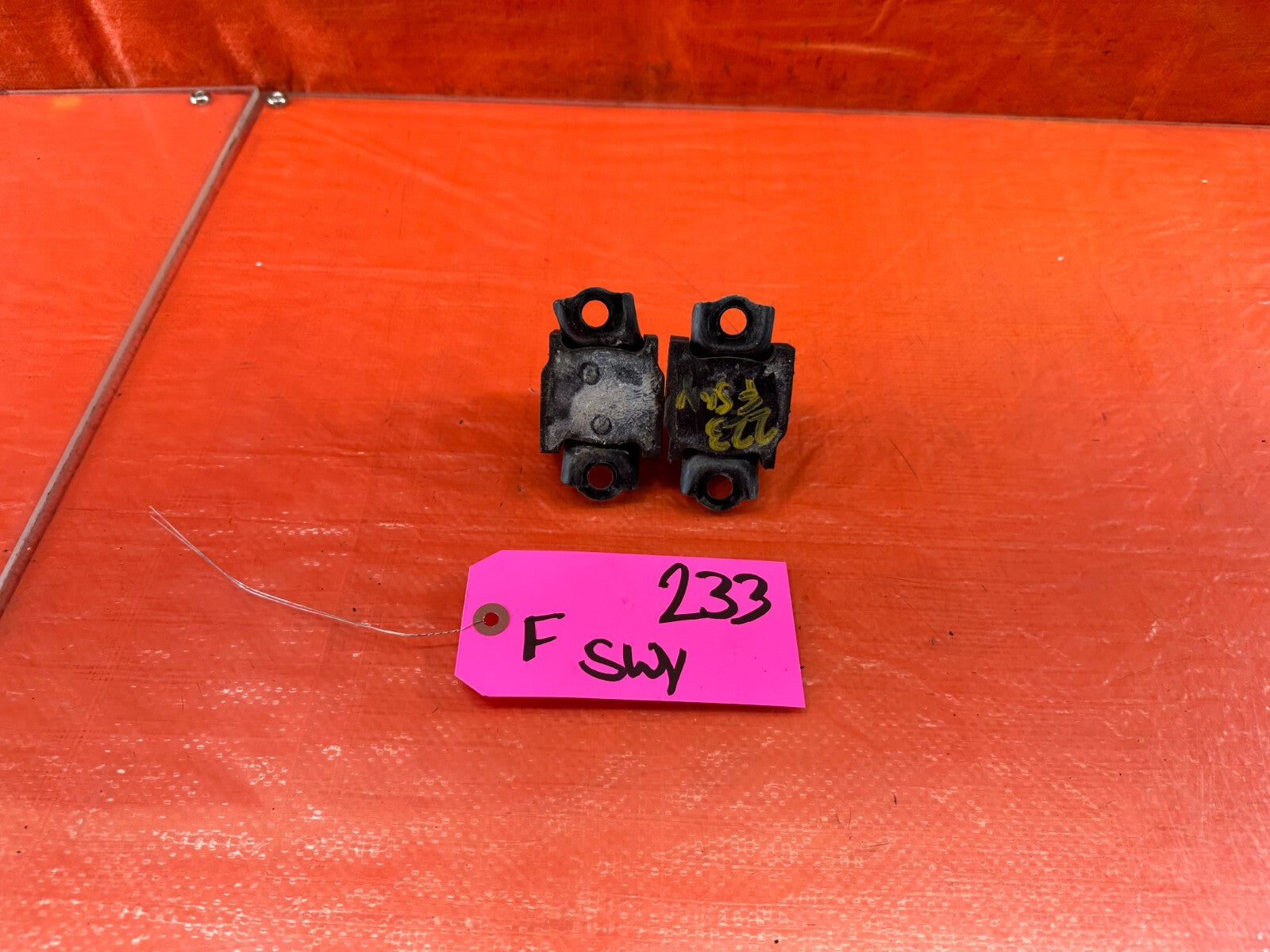 09 14 ACURA TSX   FRONT SWAY BAR MOUNTING BRACKET & BUSHING SET   OEM #2338