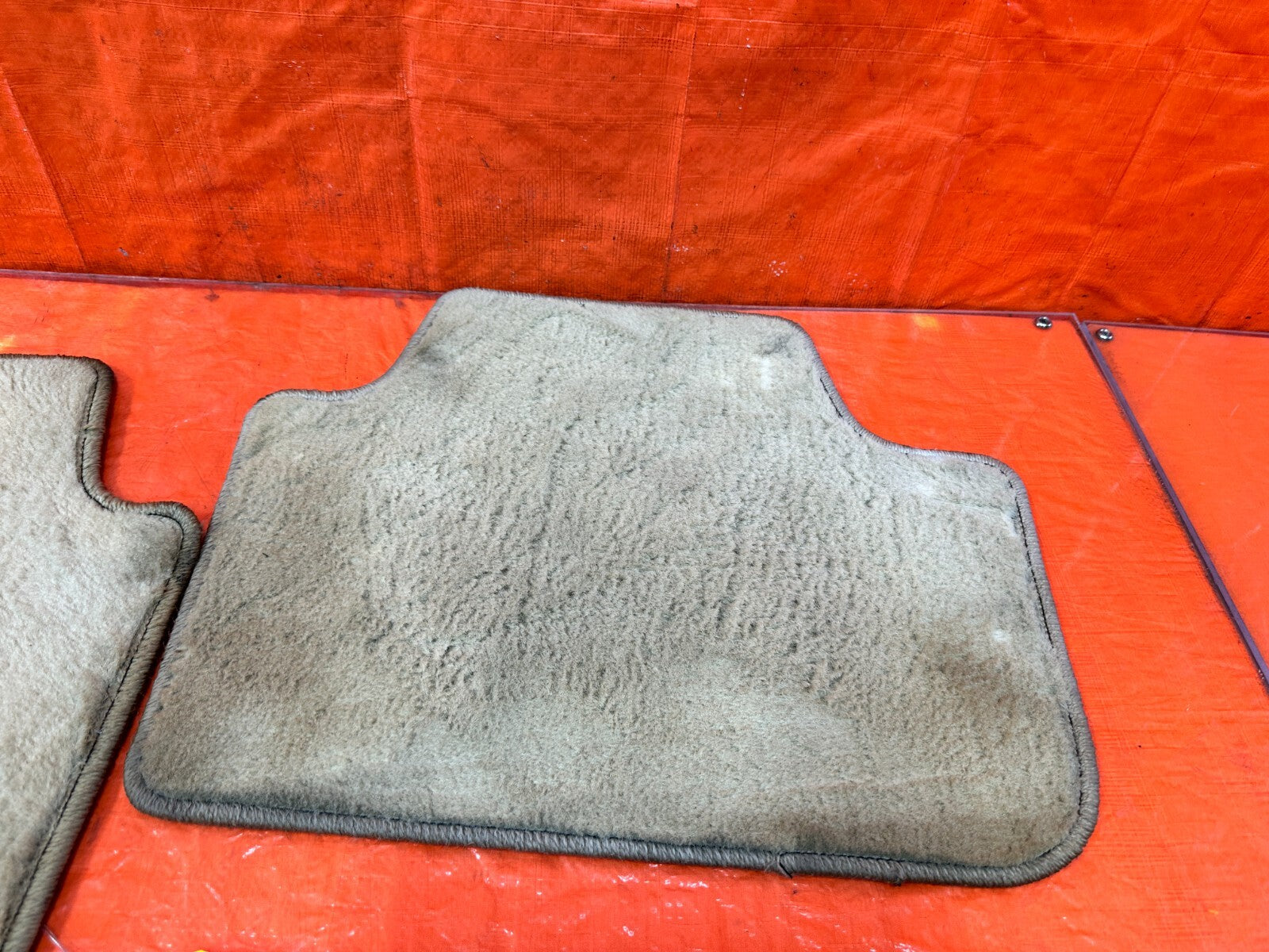 04 08 ACURA TSX   REAR FLOOR MATS   LEFT AND RIGHT REAR   TAN   OEM #2914
