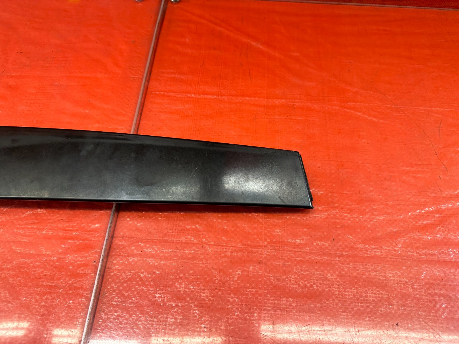 04 08 ACURA TL DRIVER LEFT FRONT   DOOR SASH PLASTIC TRIM   OEM FACTORY #2341