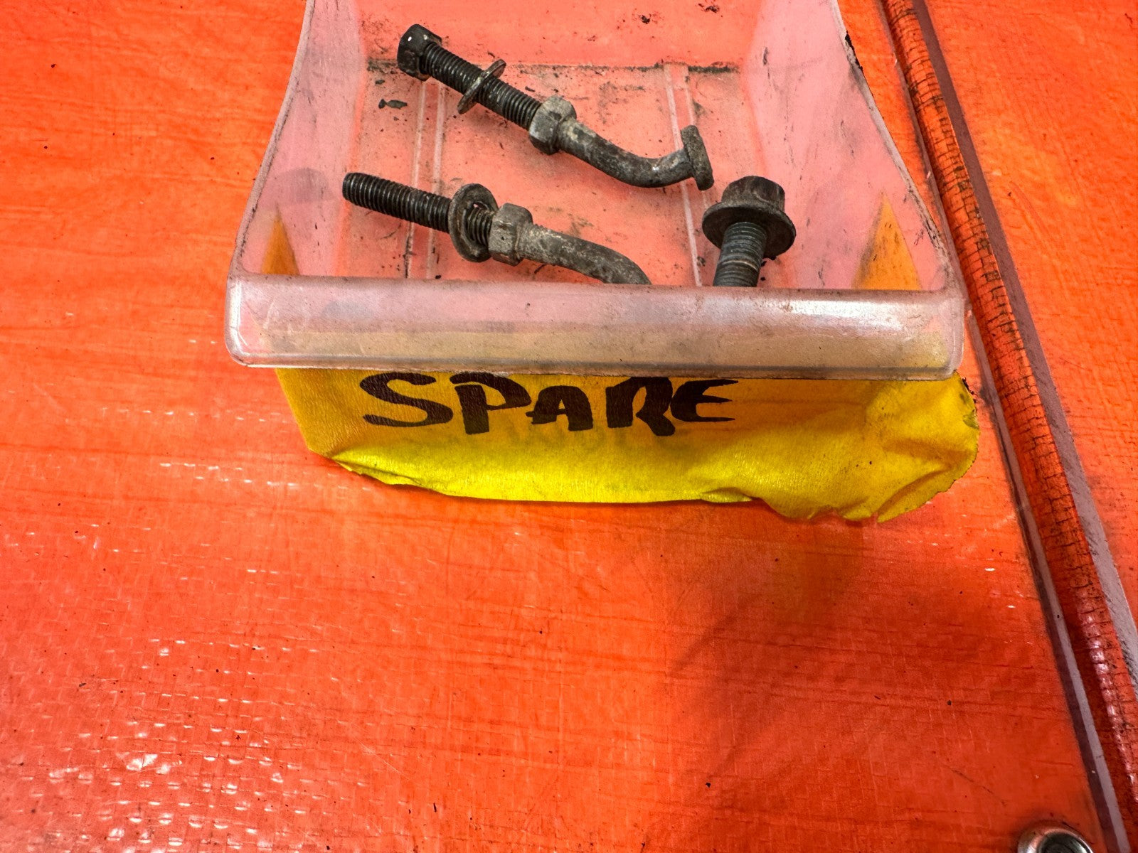 92 95 HONDA CIVIC   2D COUPE   GAS TANK STRAP BOLTS HARDWARE   OEM 3268