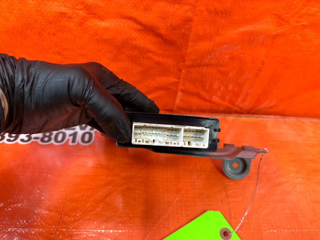 00 02 TOYOTA CELICA   ABS CONTROL MODULE   OEM PART # 89540 20460   OEM #2505