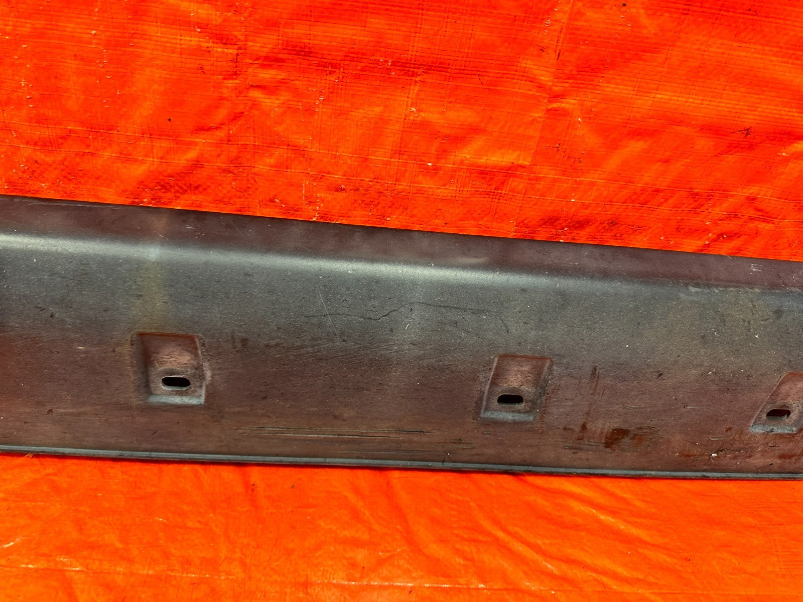 94 01 ACURA INTEGRA   2 DOOR   SIDE SKIRT ROCKER MODLING RIGHT SIDE OEM #3093