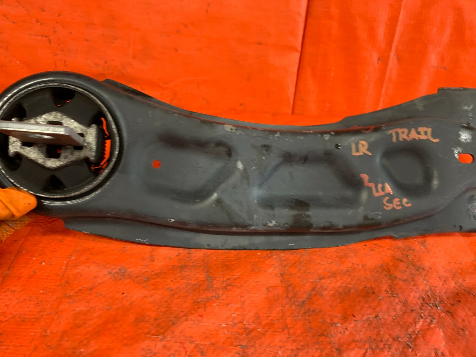 14 19 MERCEDES BENZ CLA 250   DRIVER LEFT REAR TRAILING CONTROL ARM   OEM OE2