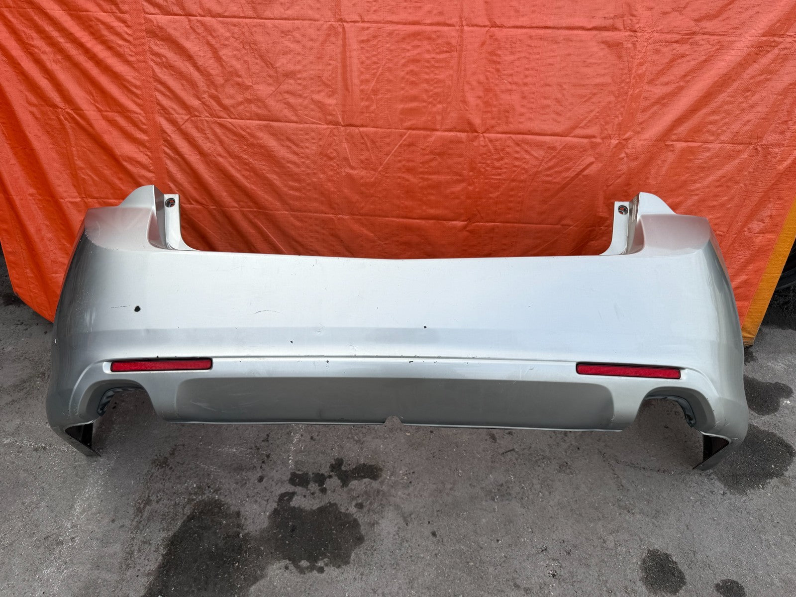 09 14 ACURA TSX   REAR BUMPER COVER WITH REFLECTORS   OEM FACTORY OE 3210
