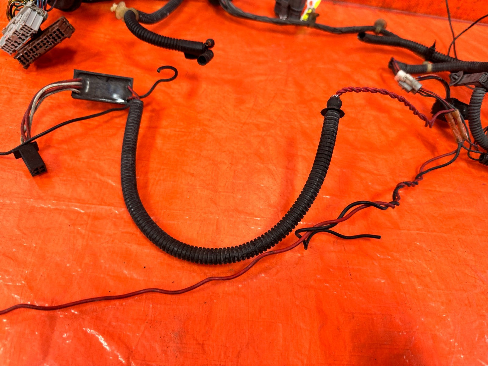 92 95 HONDA CIVIC   DRIVER LEFT ENGINE BAY UNDER HOOD HEADLIGHT HARNESS OEM 2576
