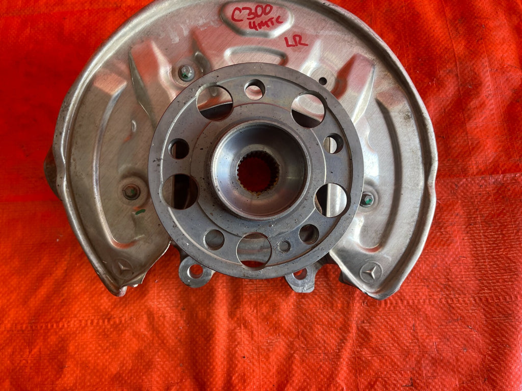 OEM 2015 MERCEDES BENZ C300 W205 4MATIC   DRIVER LEFT REAR SPINDLE KNUCKLE OEM4