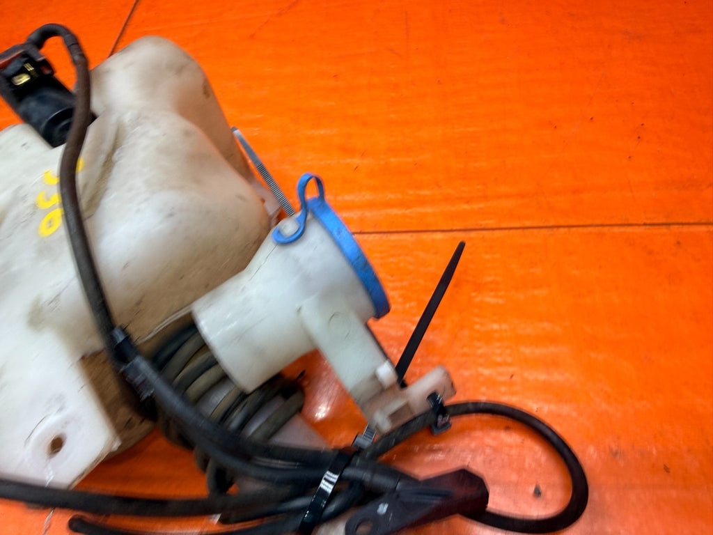 97 01 HONDA PRELUDE 2.2L WINDSHIELD WASHER FLUID RESERVOIR TANK MOTOR LINES #3366