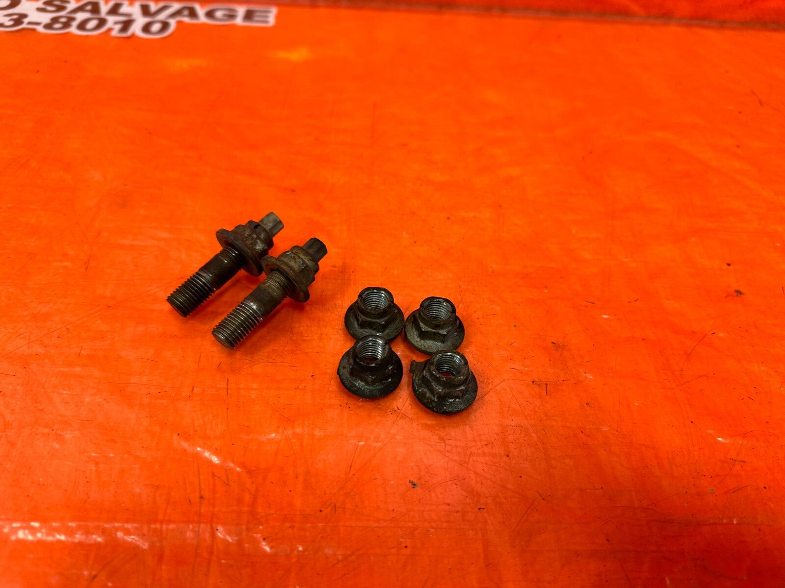 95 97 TOYOTA TACOMA   2RZ FE 2.4L   EXHAUST MANIFOLD BOLTS HARDWARE OEM 2490