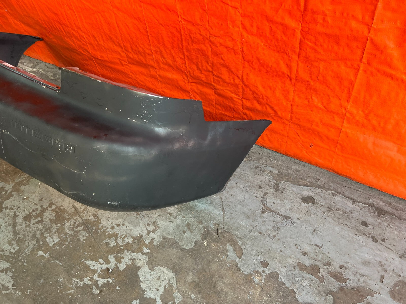 94 97 ACURA INTEGRA SEDAN   REAR BUMPER COVER   OEM FACTORY #1593
