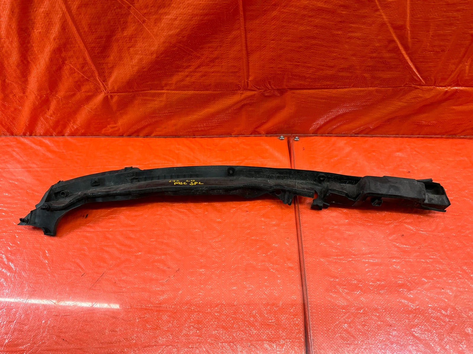 07 13 INFINITI G35 G37 SEDAN   RUBBER FENDER TRIM HOOD SEAL   LEFT   OEM #1928
