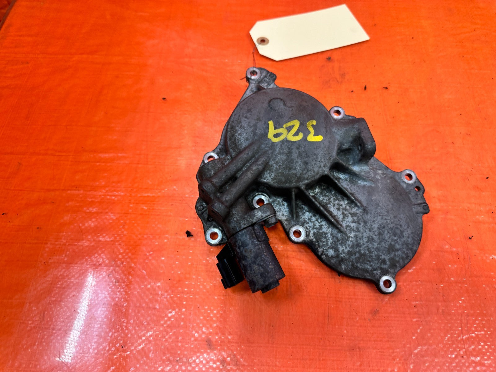 08 15 INFINITI G37 Q60 3.7L LEFT DRIVER VVT CAM SPROCKET VTC COVER OEM #3293