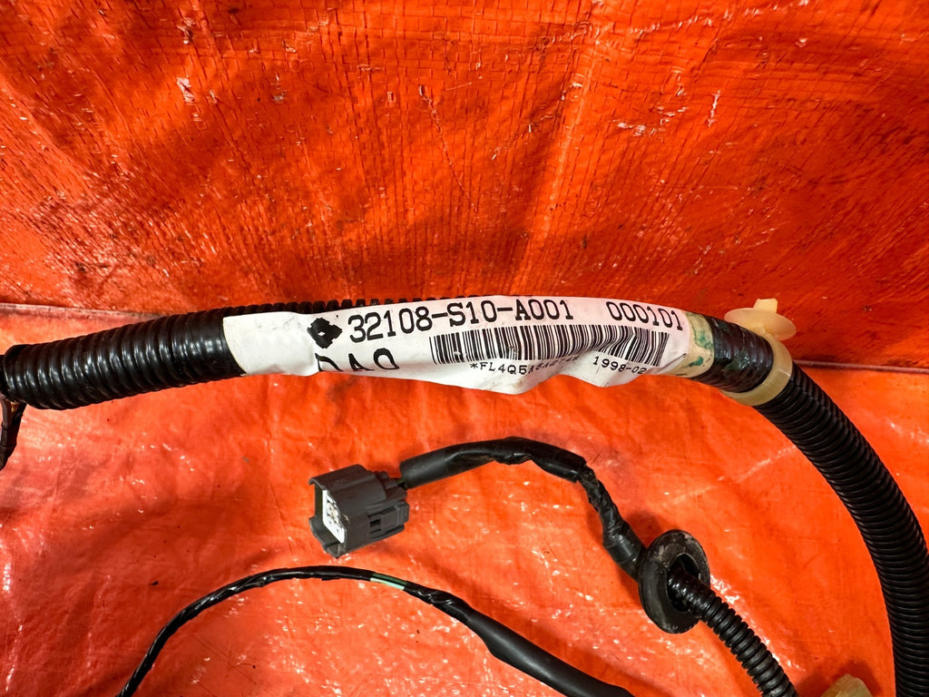 97 01 HONDA CR V CRV   REAR / TAIL LIGHT LAMP WIRING HARNESS WIRE LOOM   OEM 3014