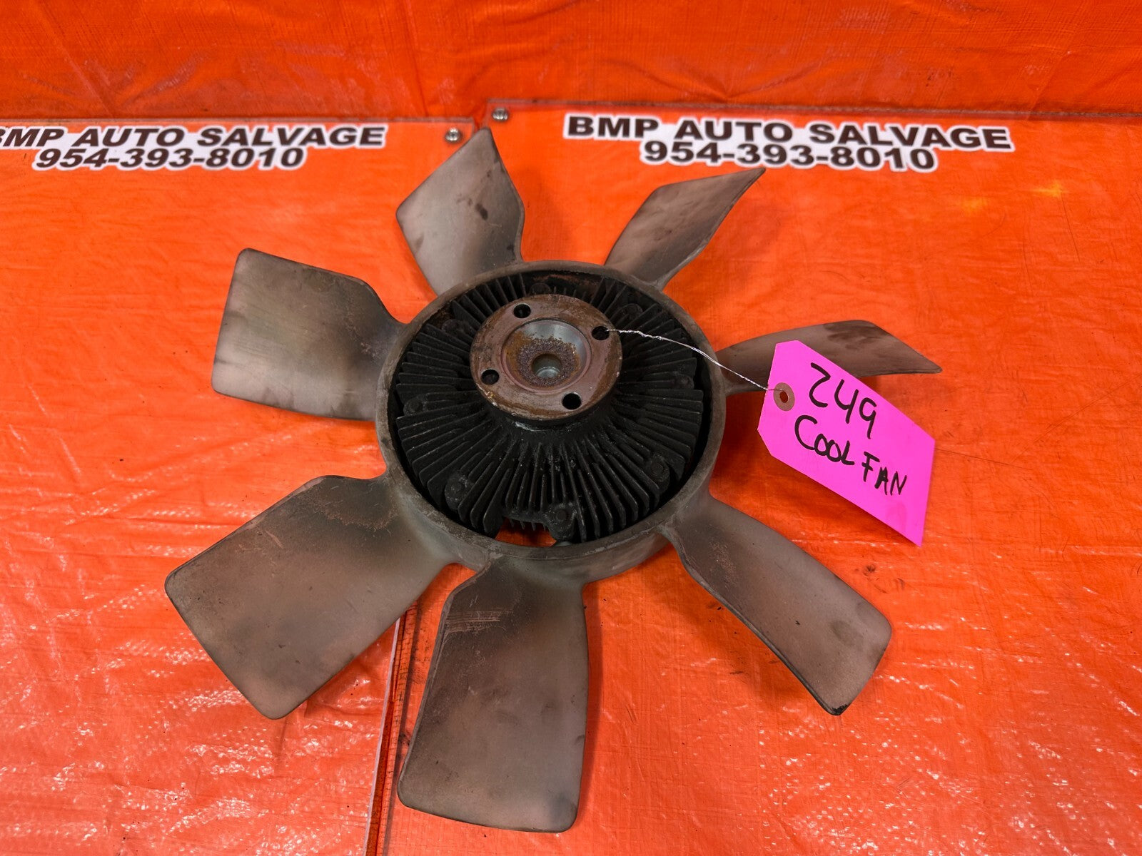 96 00 TOYOTA TACOMA   RADIATOR SHROUD COOLING FAN BLADE AND MOTOR   OEM #2496