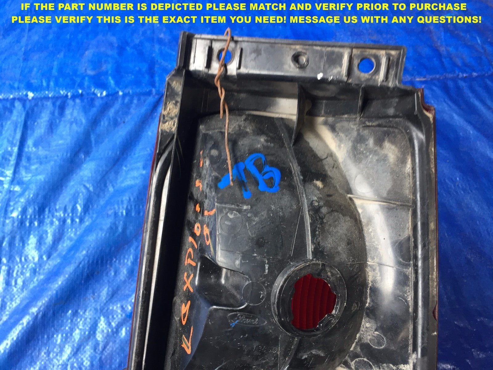 OEM 2001 2002 2003 01 02 03 FORD EXPLORER PASSENGER RIGHT TAIL LIGHT 7B5