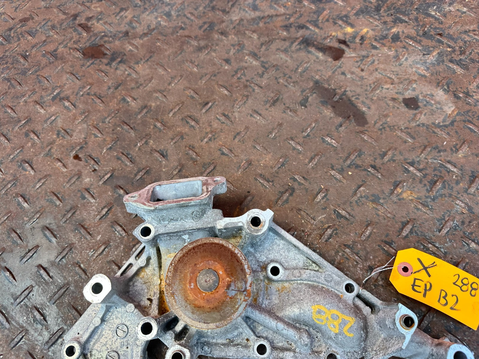 02 10 LEXUS SC430   3UZFE   WATER PUMP   OEM FACTORY #2886