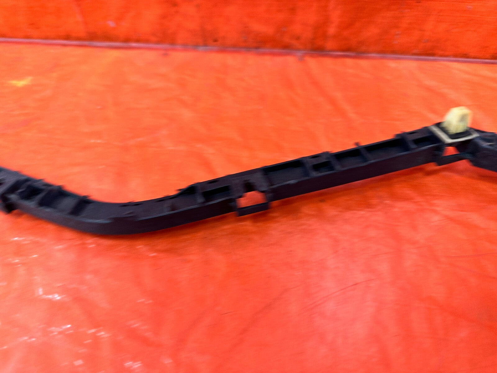 04 08 ACURA TSX   RIGHT REAR   BUMPER BRACKET CLIP SPACER RETAINER   OEM #2913