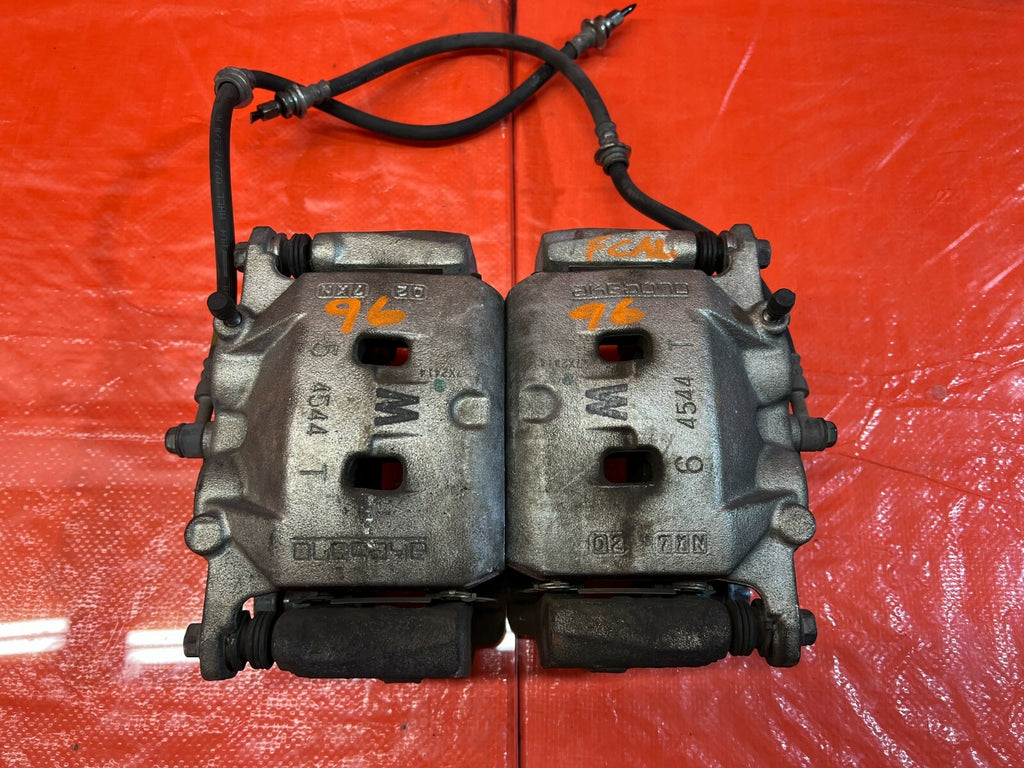 14 18 Q50 / 17 18 Q60 / 16 17 QX50   FRONT BRAKE CALIPERS   LEFT & RIGHT OEM #966