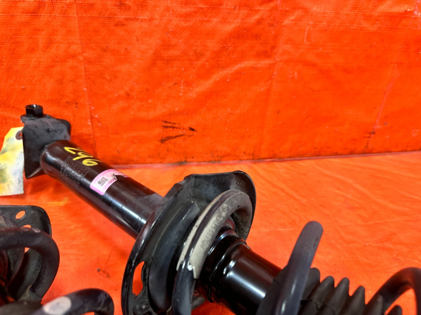 2020 20 INFINITI Q50   NON SPORT MODEL ONLY   LEFT RIGHT REAR SHOCKS   OEM 29611