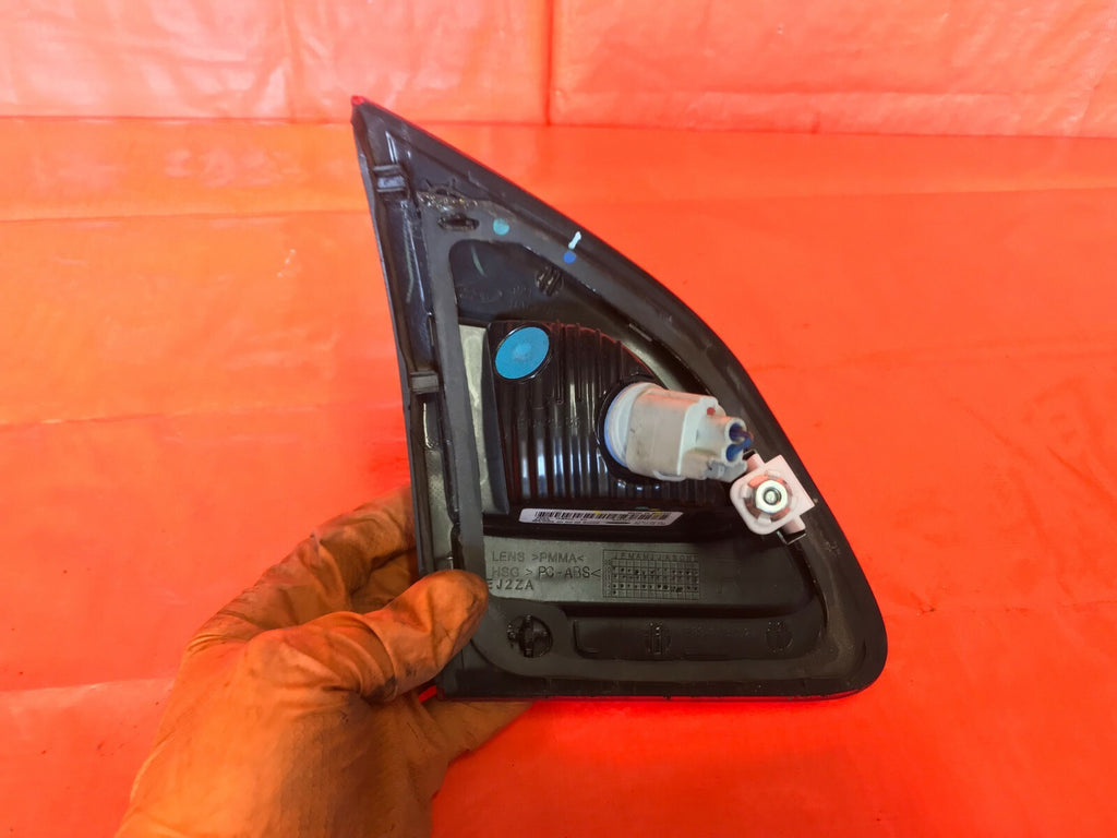 OEM 2011 2012 2013 FORD FIESTA   SEDAN   PASSENGER RIGHT INNER TAIL LIGHT LAMP3