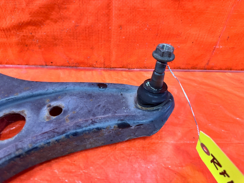 13 16 SCION FRS 86 PASSENGER RIGHT FRONT   LOWER CONTROL ARM   OEM FACTORY 2933