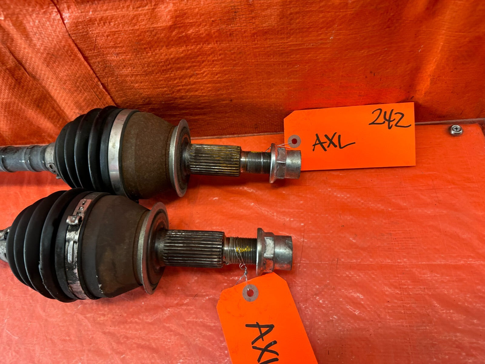 14 20 INFINITI Q50 Q60   AXLE / CV JOINT   LEFT & RIGHT REAR AXLES   OEM #2423