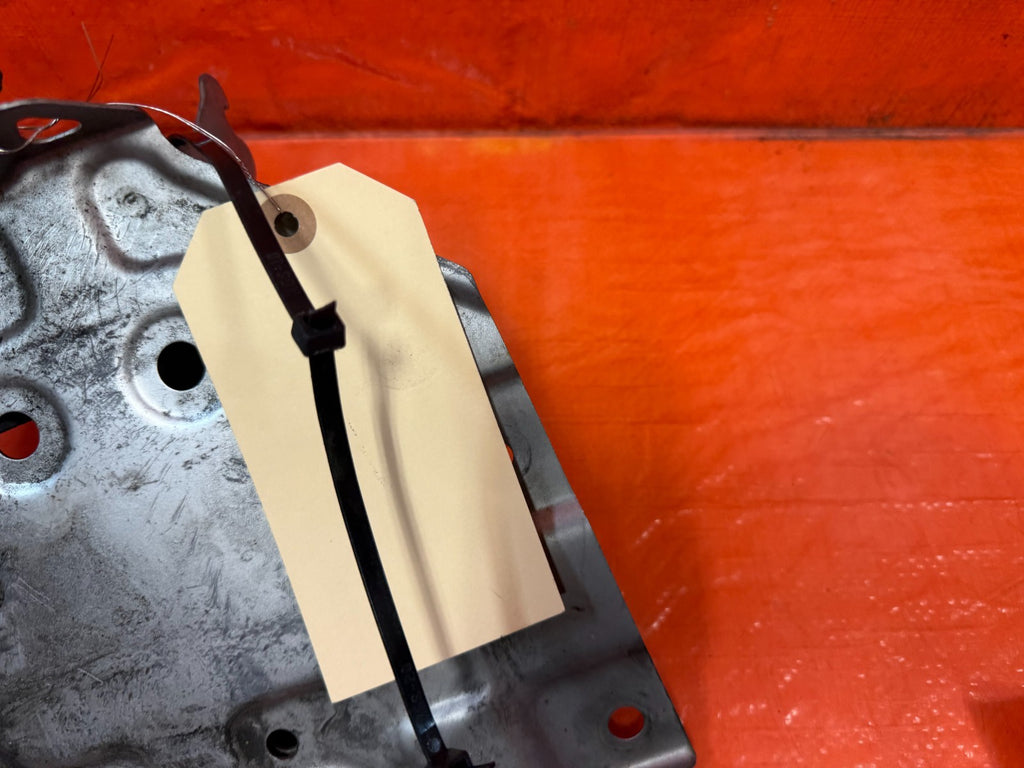 09 14 ACURA TSX   2.4L   BATTERY MOUNTING TRAY BRACKET   OEM FACTORY2