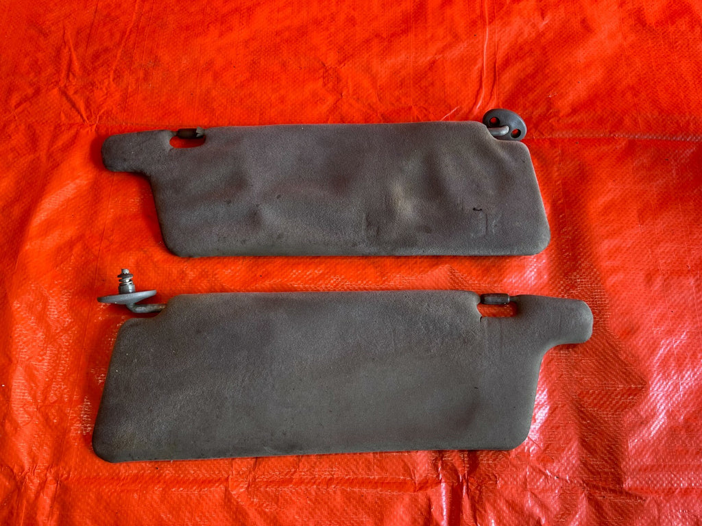 89 91 HONDA CRX   DX & HF MODEL ONLY   SUN VISOR SET VISORS LEFT RIGHT   OEM #618