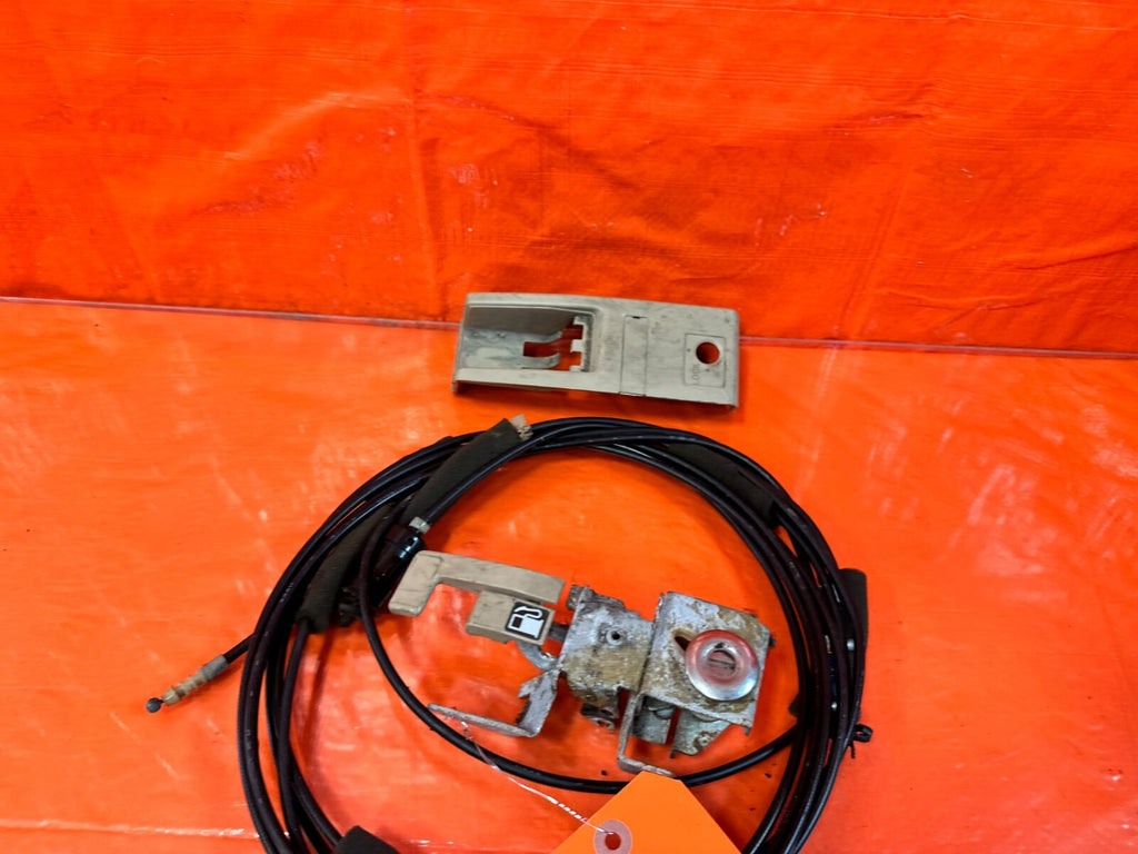92 96 HONDA PRELUDE   GAS FUEL RELEASE & TRUNK HATCH RELEASE WIRE CABLE OEM #2738