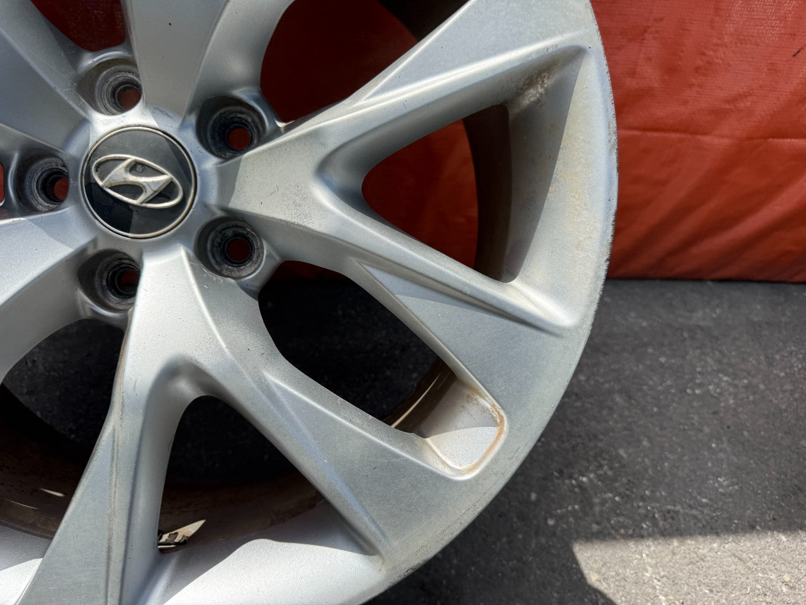 13 16 HYUNDAI GENESIS COUPE  REAR WHEEL RIM 18x8.5 +32   OEM FACTORY #326 34