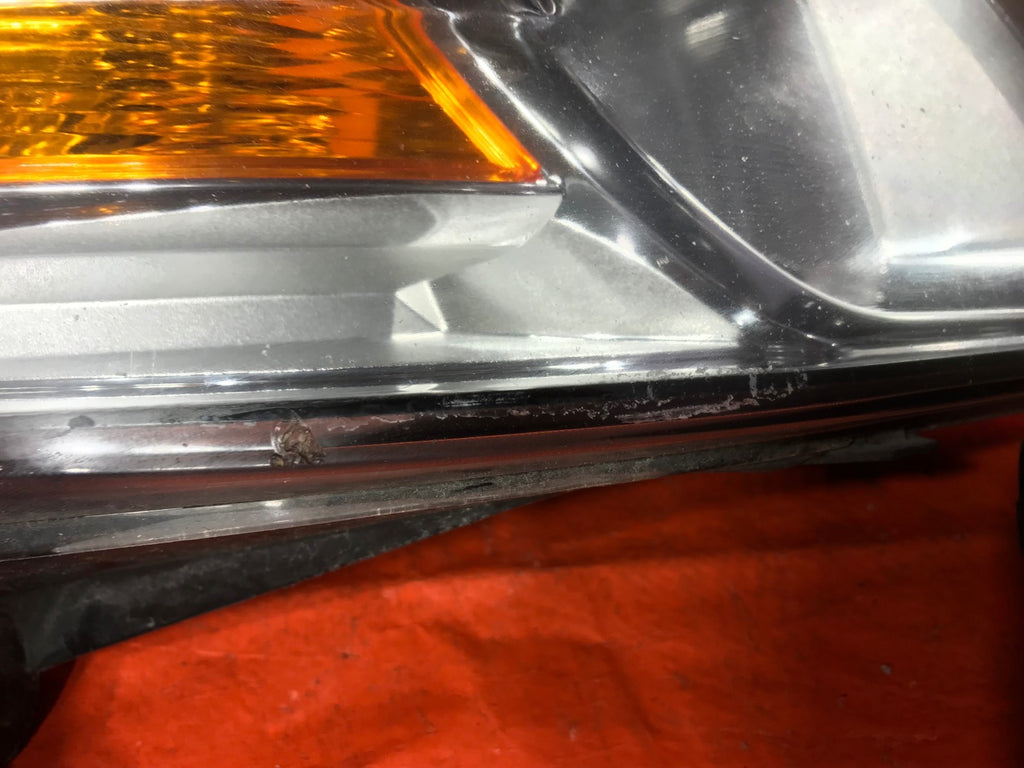OEM 2008 2009 2010 DODGE CARAVAN HEADLIGHT HEADLAMP   PASSENGER RIGHT GOOD TABS5