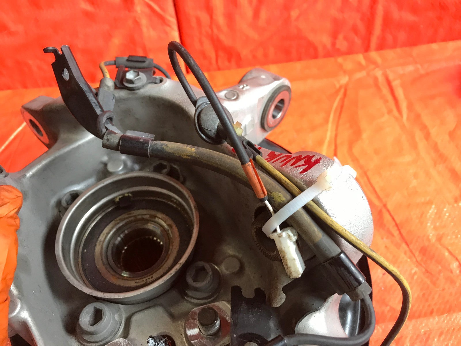 OEM 2014 2015 2016 2017 LEXUS IS350 PASSENGER RIGHT SPINDLE KNUCKLE HUB ARM RWD3