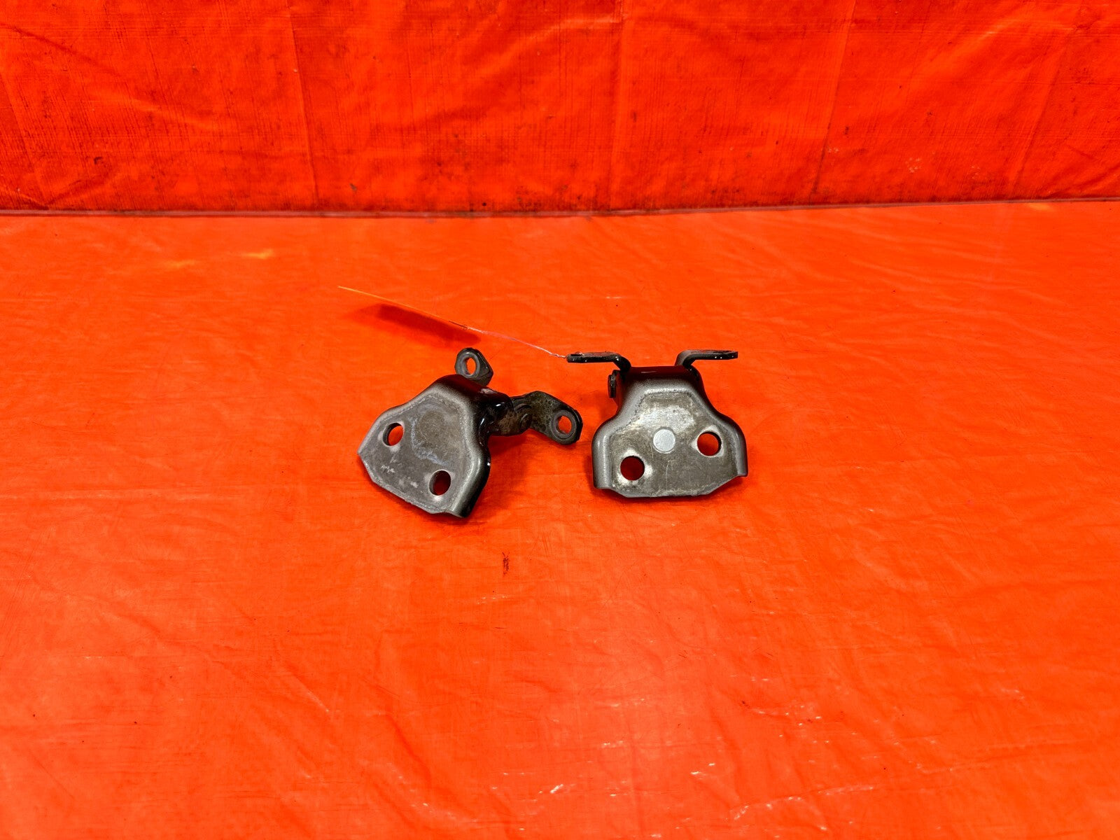13 24 SUBARU BRZ   DOOR HINGE SET   UPPER & LOWER   LEFT SIDE   OEM #2921