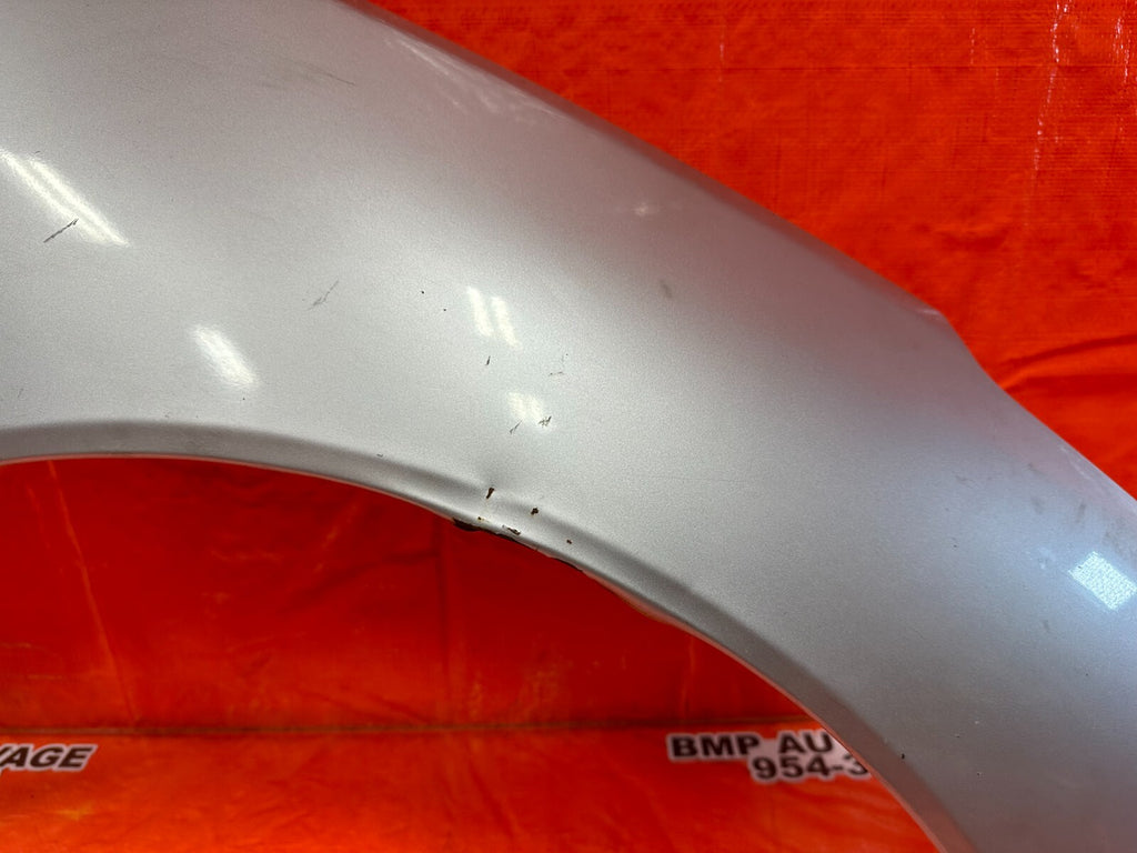 00 05 TOYOTA CELICA   FENDER   PASSENGER RIGHT SIDE   W/ OEM TOYOTAA VIN   #2507