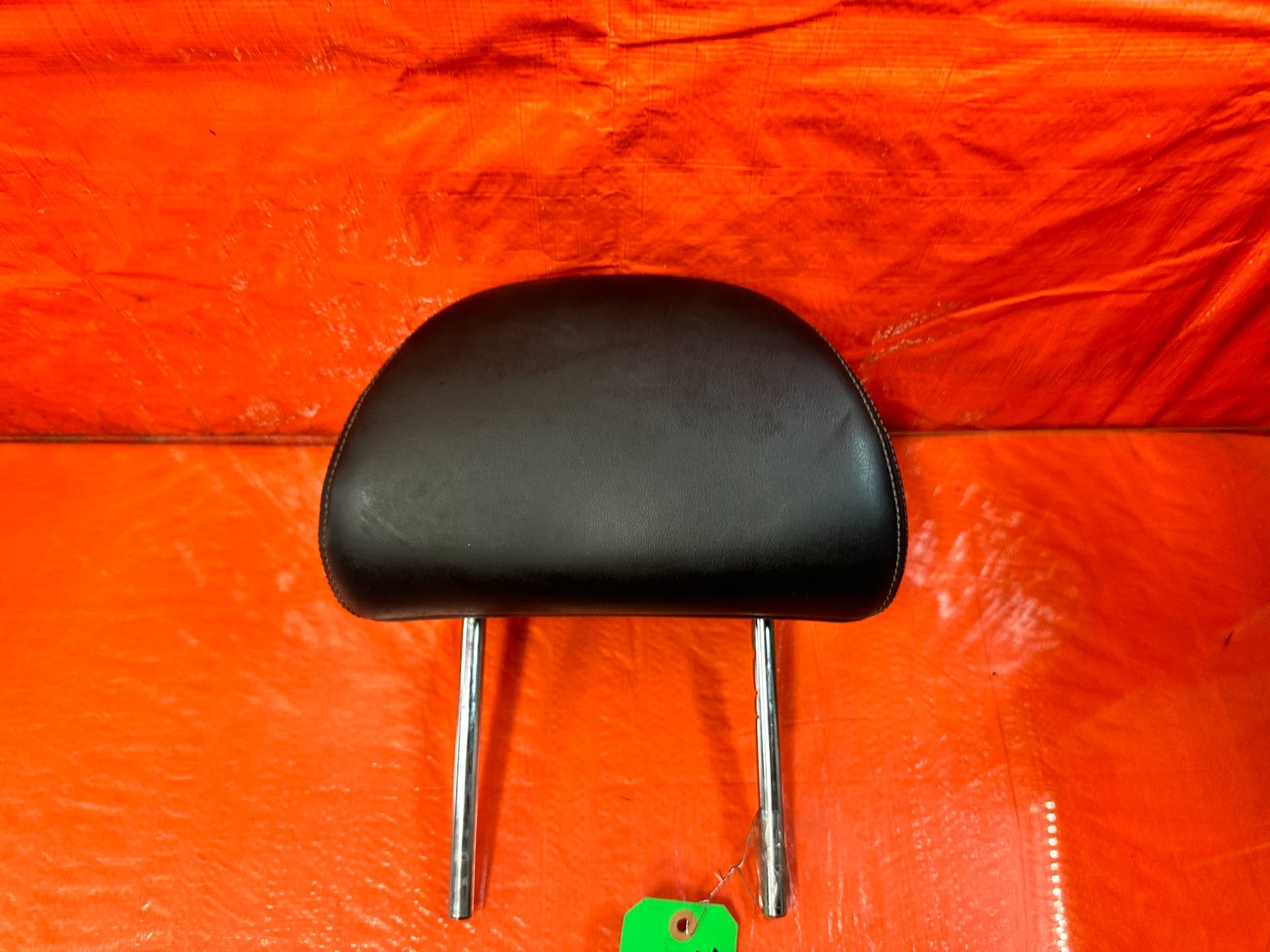 08 15 INFINITI G37 & Q60 2D COUPE FRONT SEAT HEAD REST LEFT OR RIGHT   OEM 3115