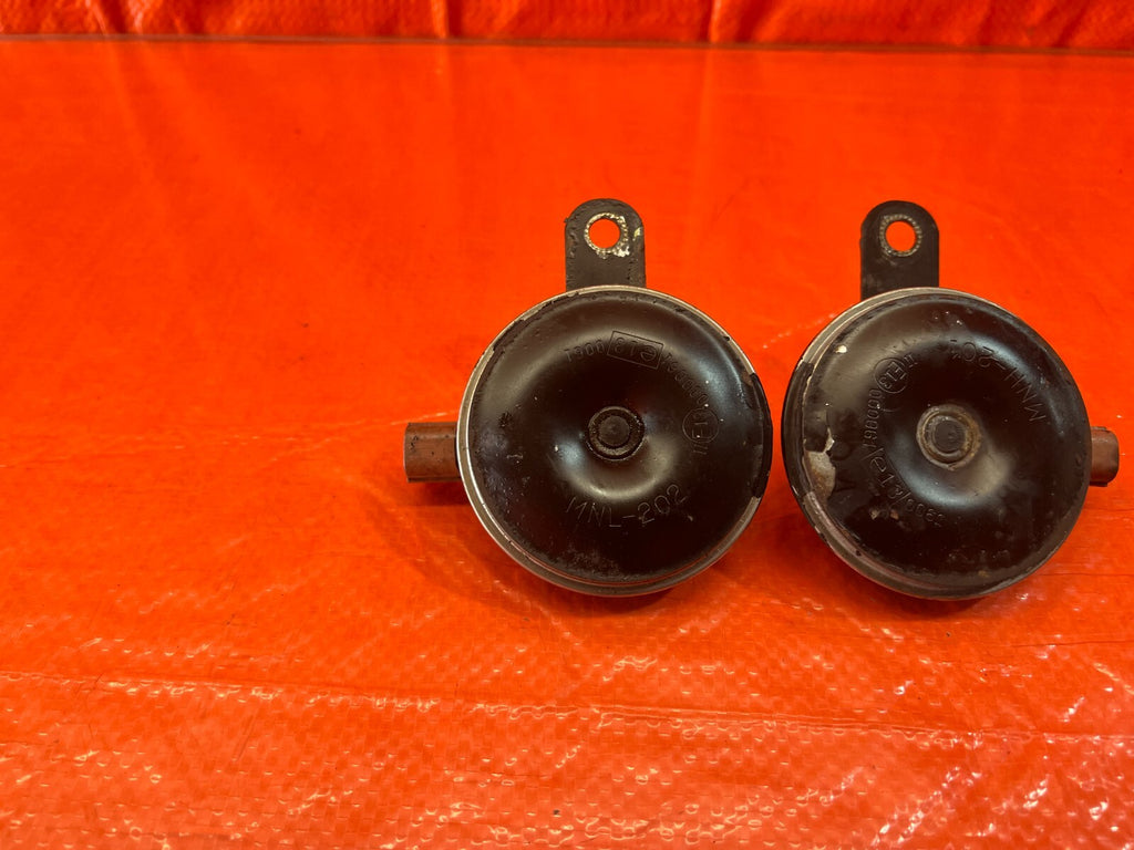 02 04 ACURA RSX   HORN COMBO SET   HORNS HIGH AND LOW   02 04 MODEL   OEM #1836